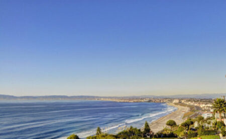 Paseo De La Playa in the Hollywood Riviera offers oceanfront homes with dazzling views